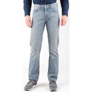 Suorat farkut Levis  Levi`s farkut 752-0016  US 29 / 34