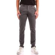 Chino-housut / Porkkanahousut Trussardi  52P00000 1T005449  IT 52