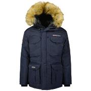 Parkatakki Geographical Norway  BATTLEGIANT  8 vuotta