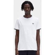 Lyhythihainen t-paita Fred Perry  M1588  EU XXL