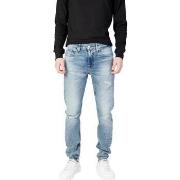 Farkut Calvin Klein Jeans  SLIM J30J323851  US 32 / 32