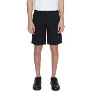 Shortsit & Bermuda-shortsit BOSS  Chino-slim-Shorts 10248647 01 505130...