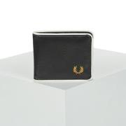 Lompakot Fred Perry  COATED POLYESTER BILLFOLD WALL  Yksi Koko