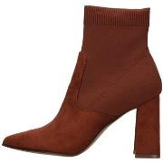 Kengät Steve Madden  SMSRAMP UP  40