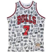 Lyhythihainen t-paita Mitchell And Ness  -  EU S