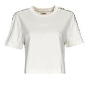 Lyhythihainen t-paita Guess  BRITNEY CROP TEE  EU S