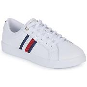 Kengät Tommy Hilfiger  ESSENTIAL STRIPES SNEAKER  36