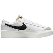 Tennarit Nike  Blazer Low Platform  36