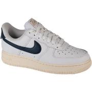 Kengät Nike  W Air Force 1 07 EasyOn  40 1/2