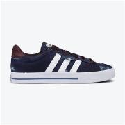 Tennarit adidas  GY2252  40 2/3