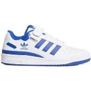 Kengät adidas  Forum Low FY7756  44