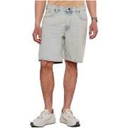 Shortsit & Bermuda-shortsit Guess  M4YD37 D5M51  US 30