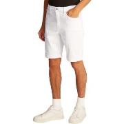 Shortsit & Bermuda-shortsit Calvin Klein Jeans  J30J327536  IT 46