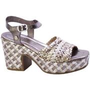 Sandaalit Carmela  145072  38