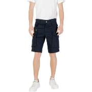 Shortsit & Bermuda-shortsit Replay  M9907.000.84387  IT 44