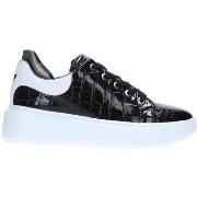 Kengät Guess  Baskets  39