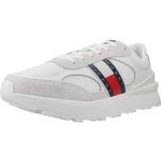Tennarit Tommy Jeans  TJM TECHNICAL RUNNER ESS  40