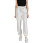 Jogging housut / Ulkoiluvaattee Guess  CECILIA SCUBA JOGGER PANTS V4BB...