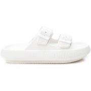 Rantasandaalit Xti  141190  37