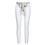 5-taskuiset housut Betty London  OUMA  EU XXL