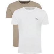 Lyhythihainen t-paita Calvin Klein Jeans  J30J320199  EU M