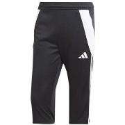 Housut adidas  IJ7671  EU XXL