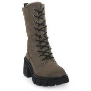 Kengät Mustang  1471601308  40