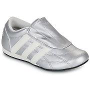 Kengät adidas  TEKWEN  36