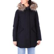 Parkatakki Woolrich  CFWWOU0538FRUT0001  EU S