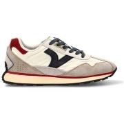 Kengät Victoria  SNEAKERS  8812100  40