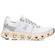 Kengät On  Cloudswift 4  38 1/2