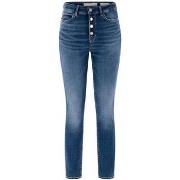 Slim-farkut Guess  1981 Exposed Button  US 31 / 30