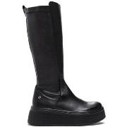 Nilkkurit Maciejka  0711101008  39