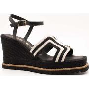 Kangassandaalit Casteller  19-206-877 Calidis  39