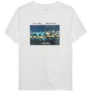 Lyhythihainen t-paita Calvin Klein Jeans  IB0IB02630YAF  4 vuotta