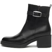 Kengät NeroGiardini  Guanto Tr Ronda Light +  36