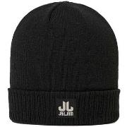 Pipot Jail Jam  Crater  Yksi Koko