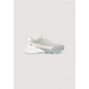 Kengät Calvin Klein Jeans  HIKE RUNNER MG NYLON YW0YW01852  37