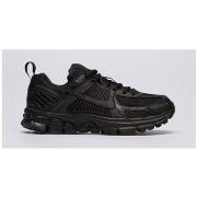 Kengät Nike  Vomero 5  38