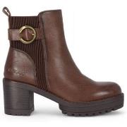 Kengät Chika 10  PILAR 24  39