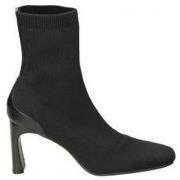 Kengät Corina  M2832  40