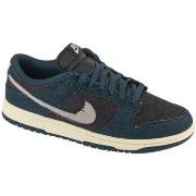 Kengät Nike  Dunk Low  44