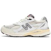 Tennarit Nike  New Balance 990 V3 MiUSA Teddy Santis Sea Salt  37 1/2