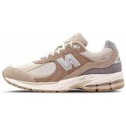 Kengät New Balance  2002R Driftwood Sandstone  44