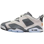 Kengät Nike  6 Retro Low PSG  40