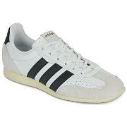 Kengät adidas  BARREDA LO  36