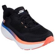 Kengät Skechers  Go Run Supersonic Max  41