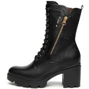 Kengät NeroGiardini  Guanto Tr Carpegna 7768 Ner  36