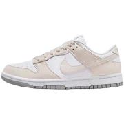Kengät Nike  Dunk Low Next Nature White Light Orewood Brown  42