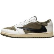 Kengät Nike  1 Retro Low OG SP Travis Scott Medium Olive  42 1/2